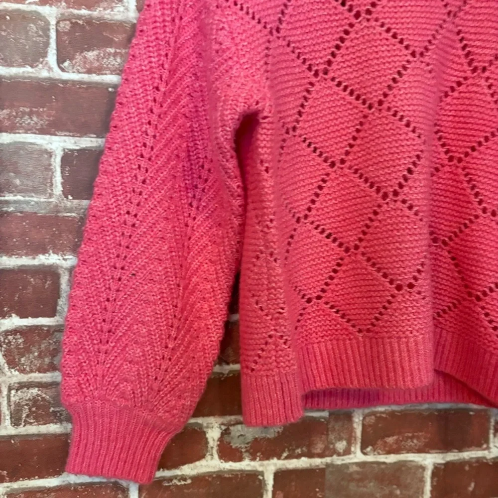 525 America Pink Diamond Knit Women's Sweater - Picture 3 of 5